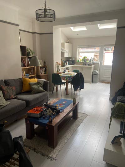 2 Double Bedrooms in Fallowfield available  Main Photo