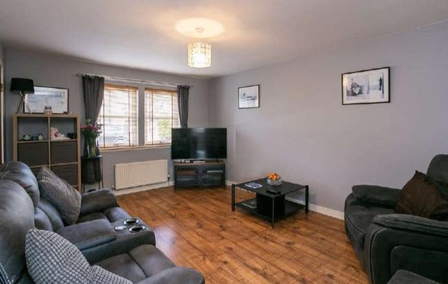 Welcoming Double room in student friendly house Main Photo