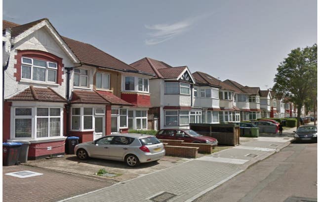 2-bedroom maisonette available to rent in Wembley  Main Photo