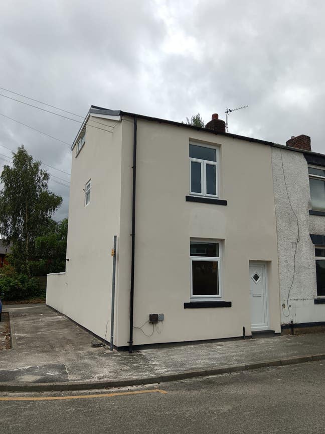 Newley Refurbished House BURY Fully Renovated 🔥 Main Photo