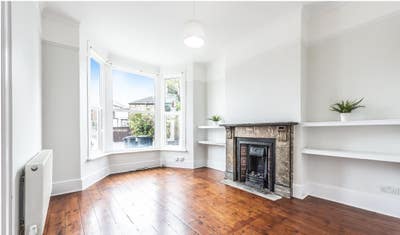 Lovely 1 Bedroom Period Property Main Photo