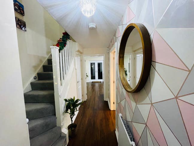 Small room for budget friendly lodger  Main Photo