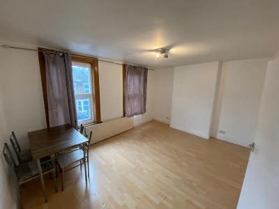 One Bedroom Flat in modern bright apartment Main Photo