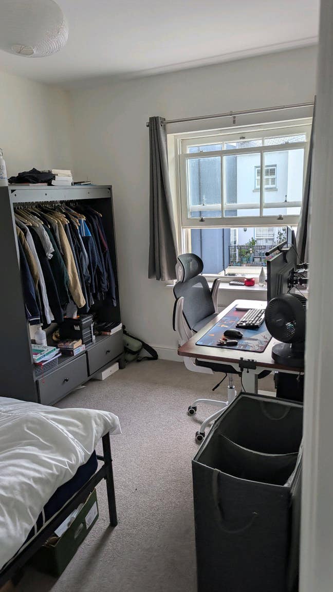 Looking for a flatmate for current 2 bed, 2 bath f Main Photo