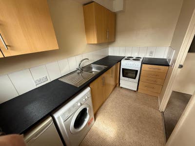 One Bedroom Flat To Let Main Photo