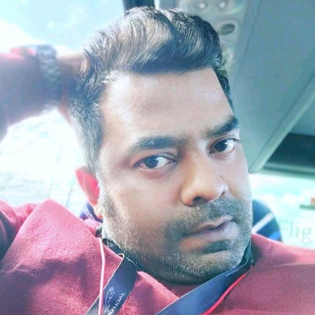 I am a professional male aged 42. I am lookin... Main Photo