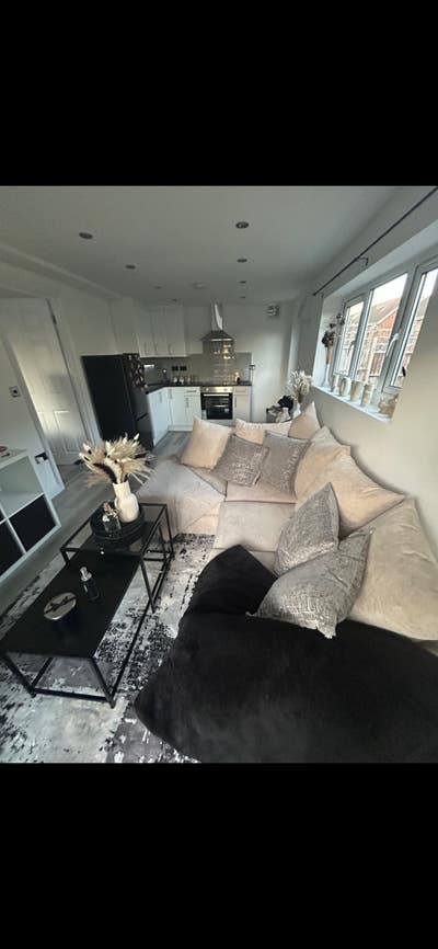Studio Apartment Main Photo