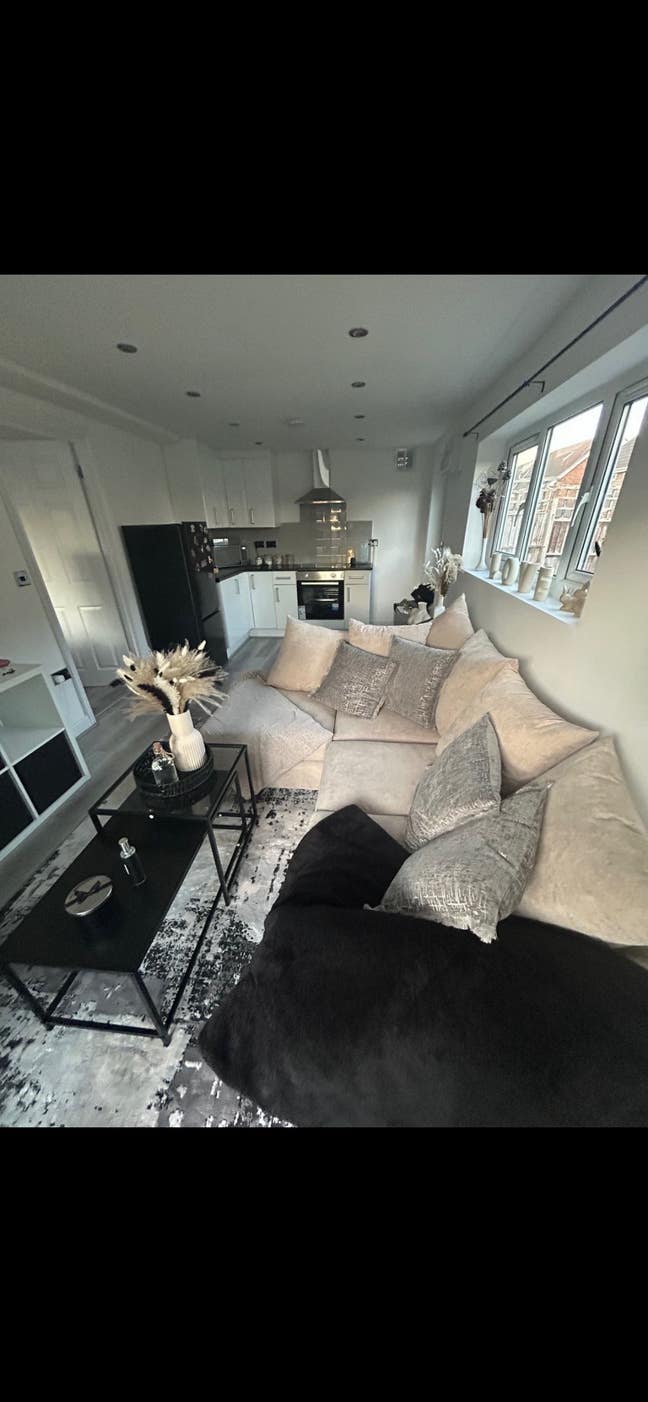 Studio Apartment Main Photo