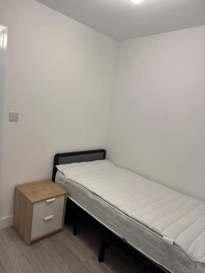 Single room Main Photo