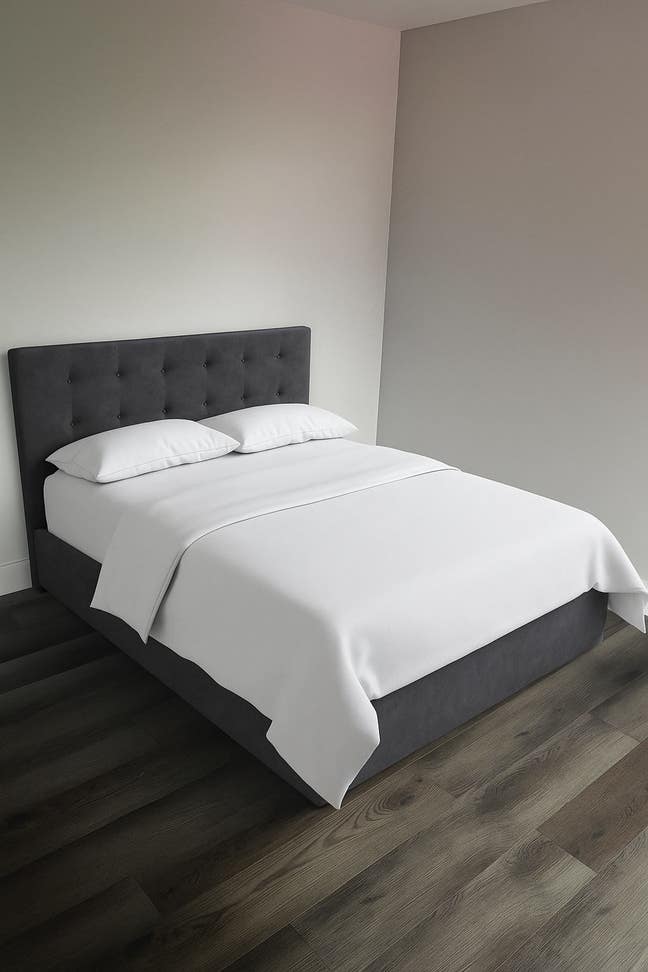 Double room to rent in high spec Stokenchurch flat Main Photo
