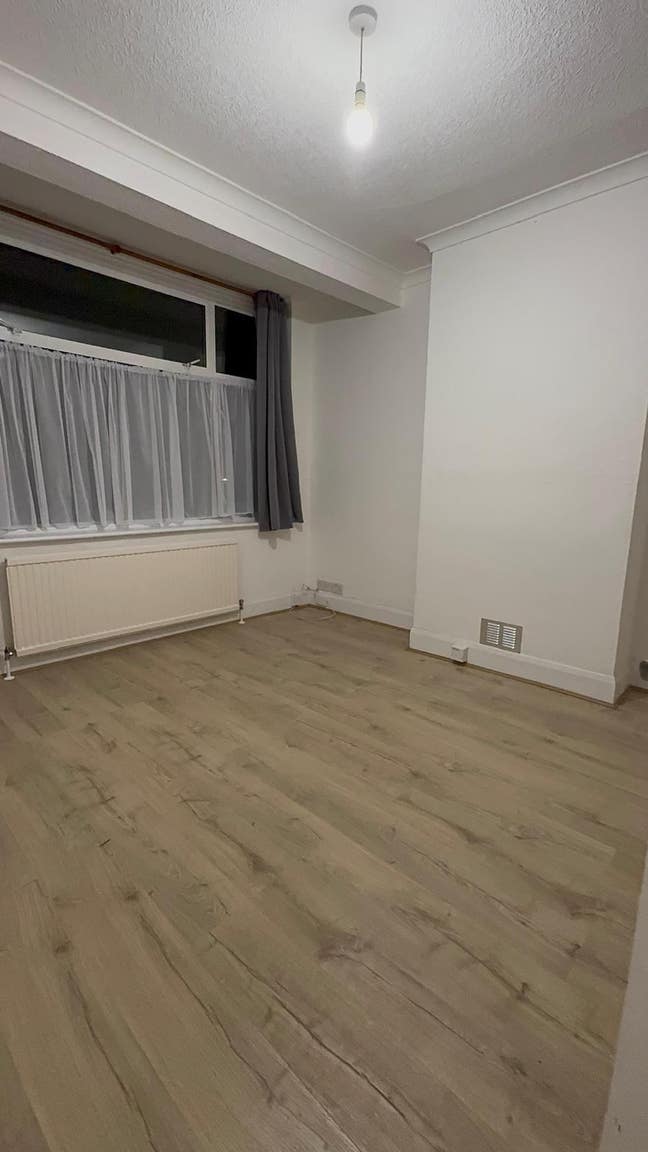 Spacious 4-Bedroom Home with Large Garden & Parkin Main Photo