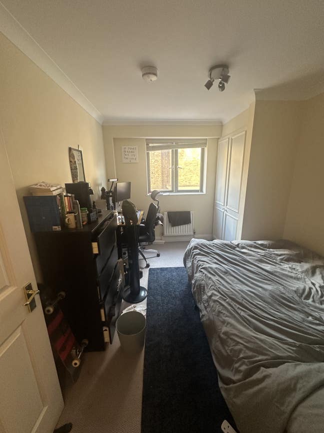 Furnished Double Room for Rent Main Photo