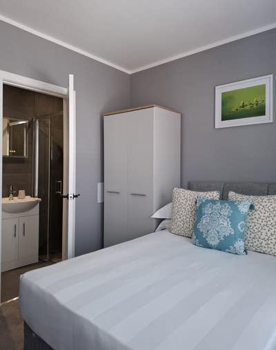 En-suite double rooms in a lovely house Main Photo