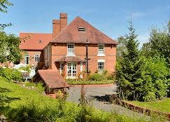 Country House Charm and Qaulity NO bills £600  Main Photo