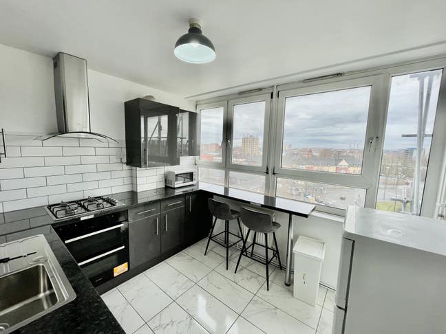 💎 Amazing Flat near London Bridge with City Views Main Photo