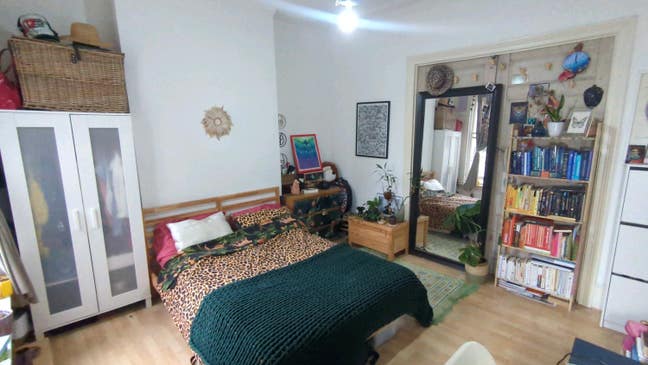 Spacious Double room in Stokey Sublet (Nov sublet) Main Photo