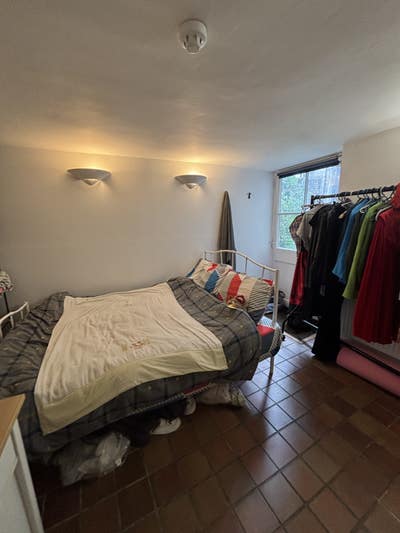 Spacious double room in Bath city centre  Main Photo