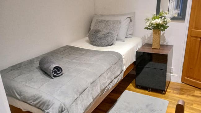 Dovercourt - Harwich - Beautiful Room  Main Photo