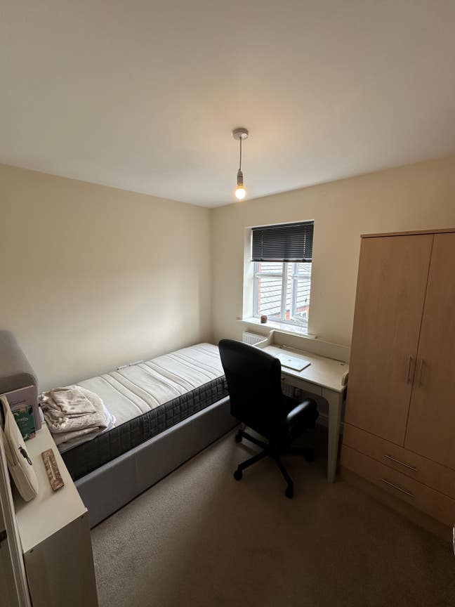 Single room to rent. Furnished. In shared flat. Main Photo