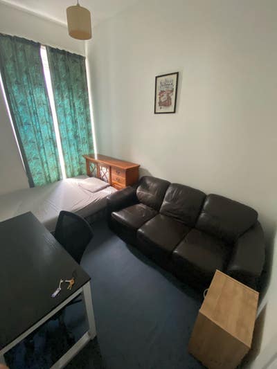 Single Bedroom Available in Finnieston  Main Photo