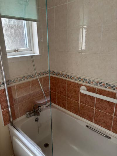 2 bed ground floor flat  Main Photo