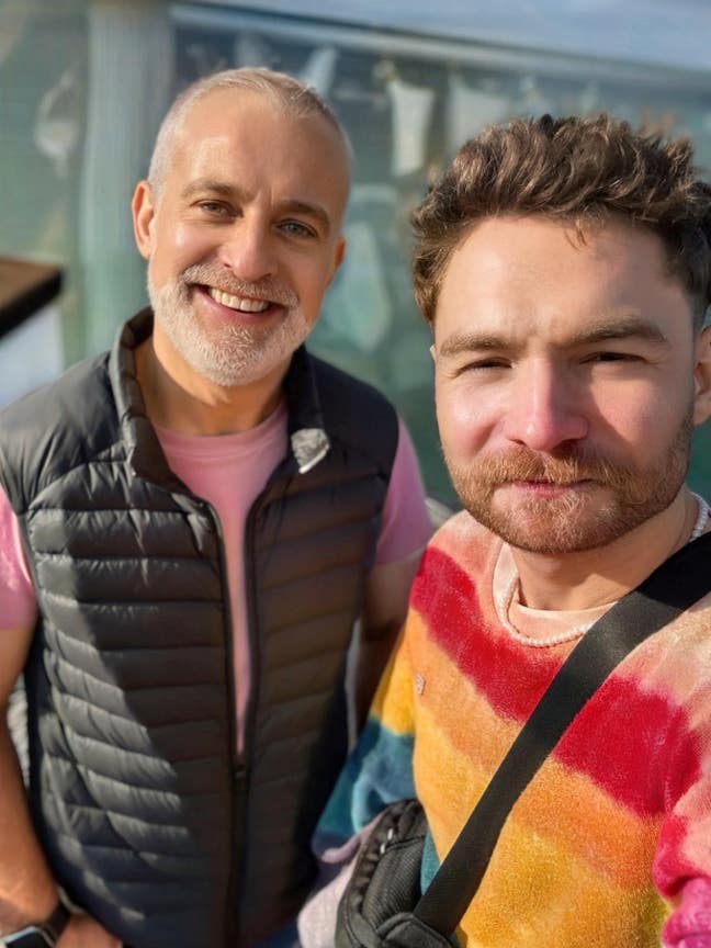 Professional gay couple seek apartment Main Photo