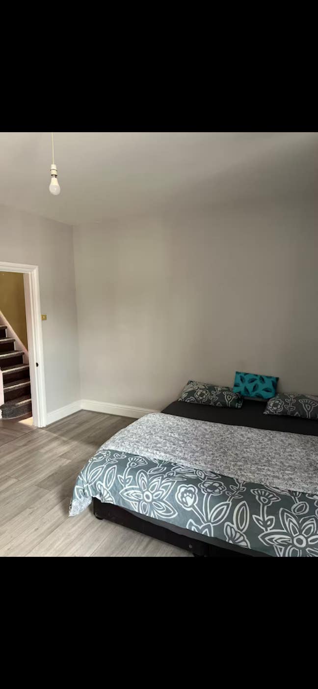 NHS professionals House in central NN1 location  Main Photo