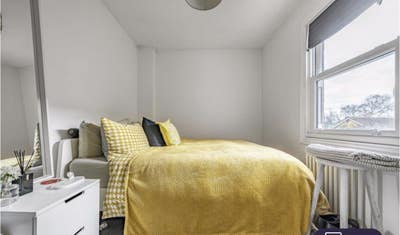 Double bedroom in New Eltham  terrace Main Photo