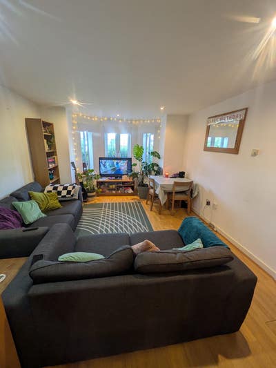 Spare room in cosy, ground floor flat in Chorlton! Main Photo