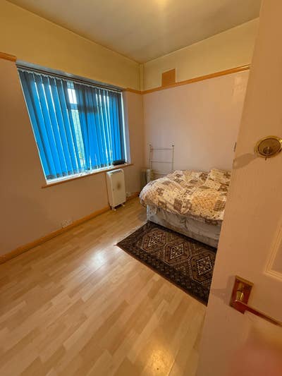 Double room and Single room for rent Main Photo