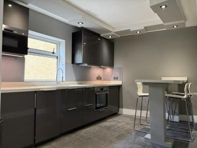 Entire 1 Bedroom Flat Near Brick Lane/Aldgate East Main Photo