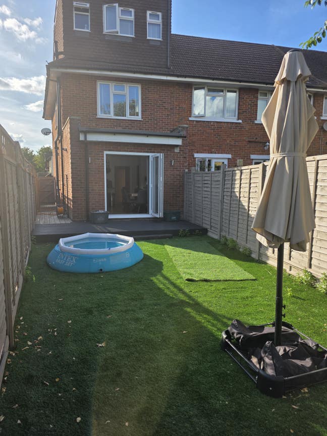 Double Room – Quiet 3-Bed Home, CR4 Mitcham Main Photo