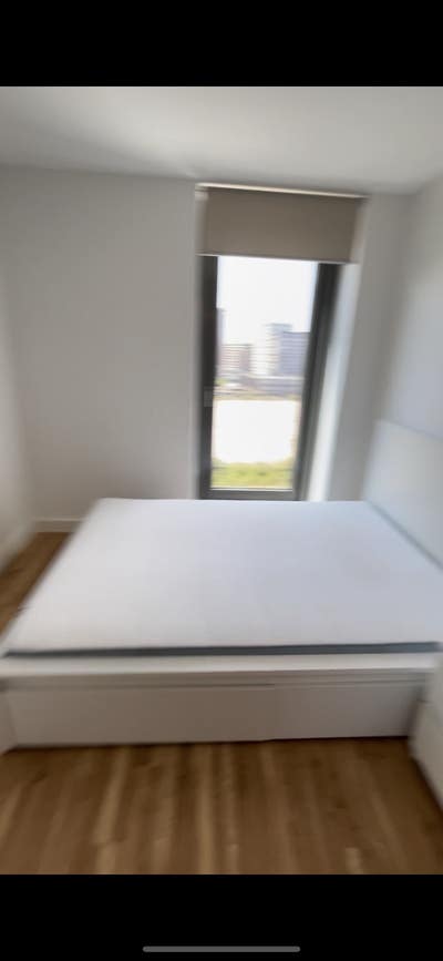 Room in 2 bed flat + bathroom Main Photo