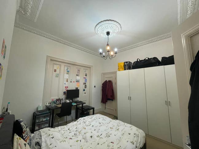 Large en-suite, &pound;1175 all bills included Main Photo