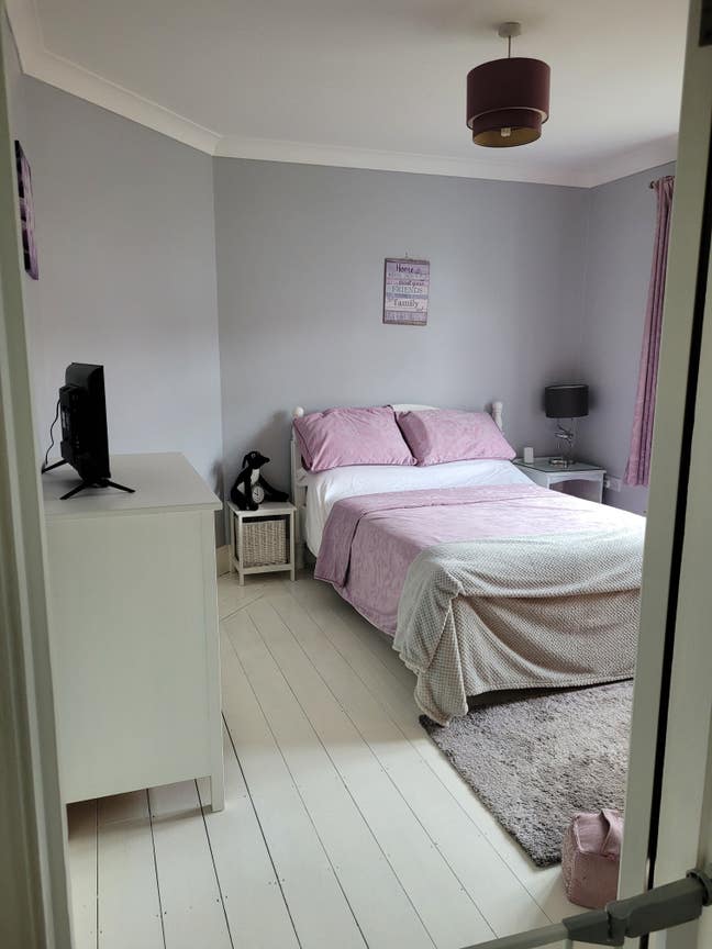 Double room in quiet Little Thurrock, Grays Main Photo