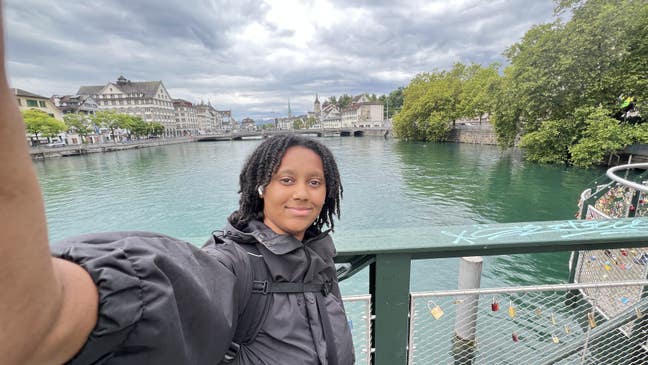 Looking for a double room or buddy up Main Photo