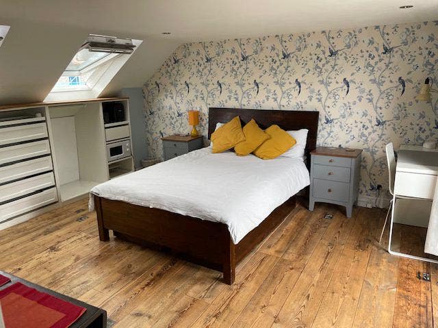 Loft Extension with ensuite in Ham, Richmond Main Photo