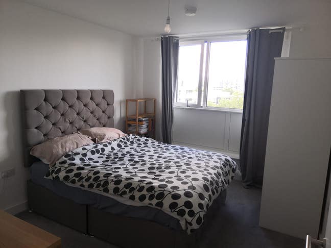 Ensuite Room available  in Canary Wharf Main Photo