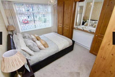 Double room, 15 min. to city centre & Warwick Uni Main Photo