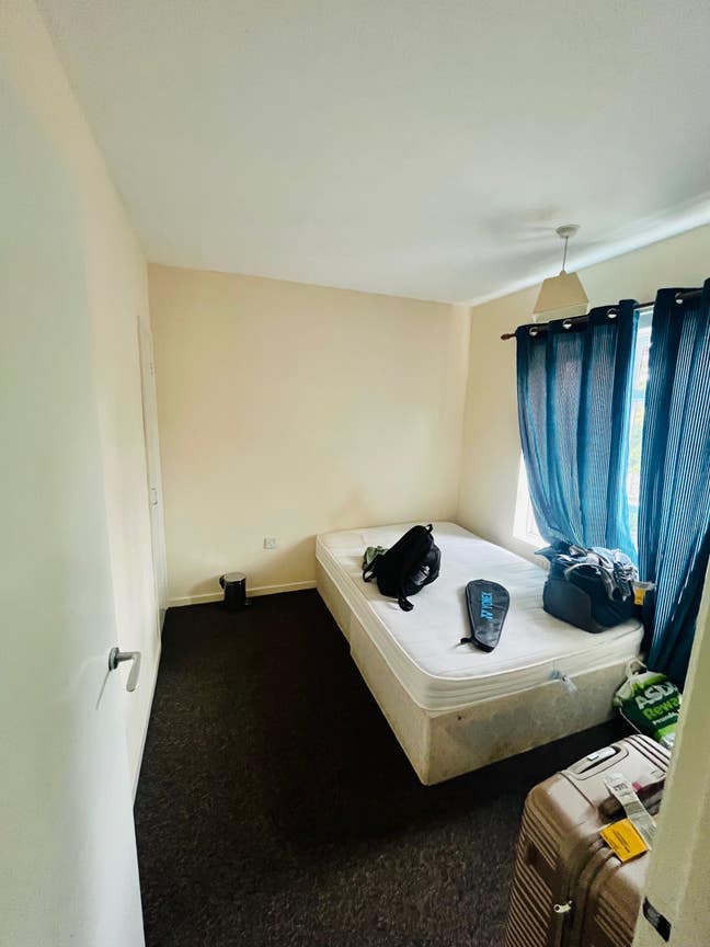 Furnished room available to rent in NR3 Main Photo