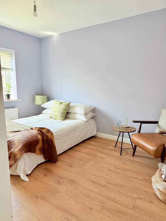Mon - Fri double room in a beautiful estate Main Photo