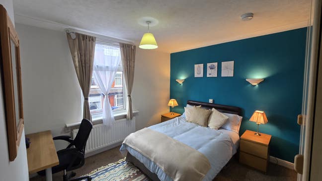 Double beds (bills inc)  for students/professional Main Photo