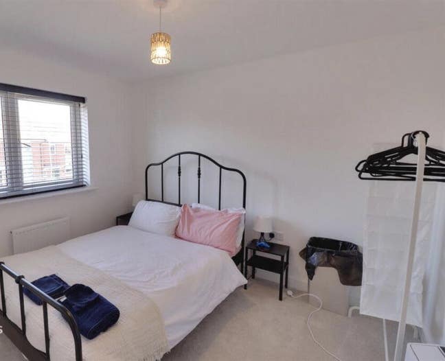 Double rooms for working professionals 🏡 Main Photo