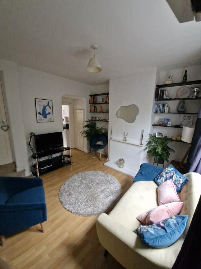 Charming 2 Dbl bed cottage- Coteford Street, SW17 Main Photo