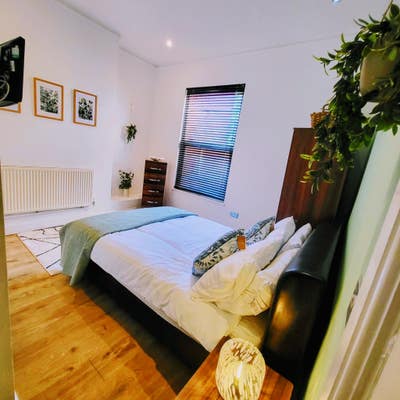 En-Suite, Bills inc, Parking, Derby Royal | Uni Main Photo