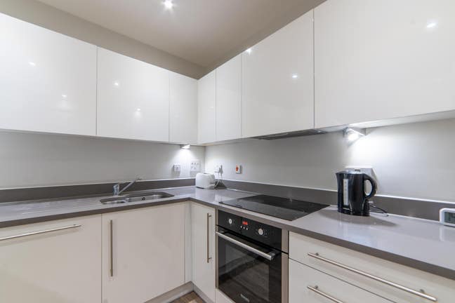 East India/Canning Town*Ensuite Double  Main Photo