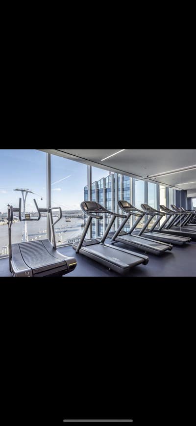 Clean High spec modern flat  Main Photo