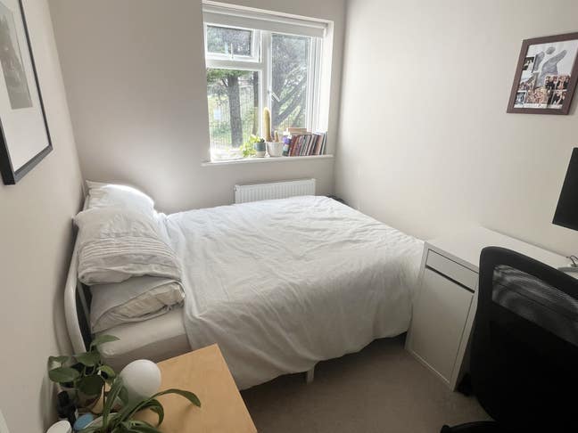 Double Room in lovely home Main Photo