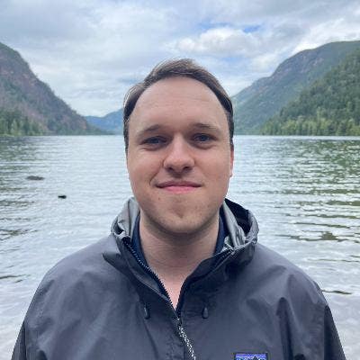 Young Professional looking for a room or buddy up Main Photo