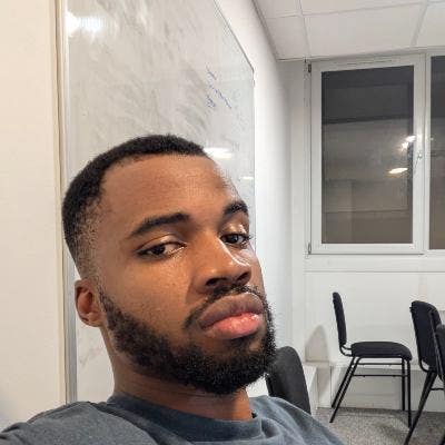 Student Male seeks a single or double room Main Photo